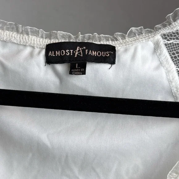 Y2K White Lace Overlay Babydoll Top Sz L Dainty Feminine Coquette Soft Girl - Picture 5 of 6